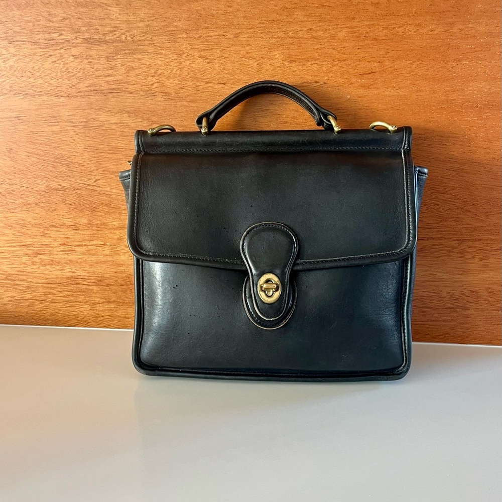 Vintage Coach Willis black leather top handle/crossbody  purse (no strap)